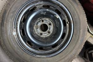 Gomma con cerchio in ferro Skoda Octavia