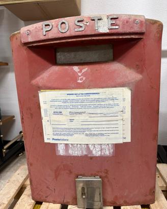 Buca lettere piccola dismessa vintage con placca