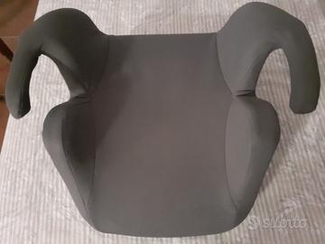Seggiolino alzabimbo auto grigio