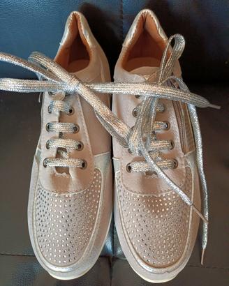 Sneakers North Star (linea di Bata) nr.41 NUOVE