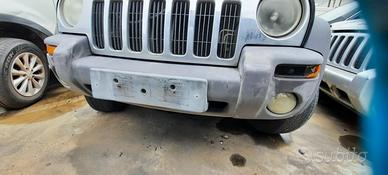 JEEP CHEROKEE SPORT 2010 - PARAURTI ANTERIORE