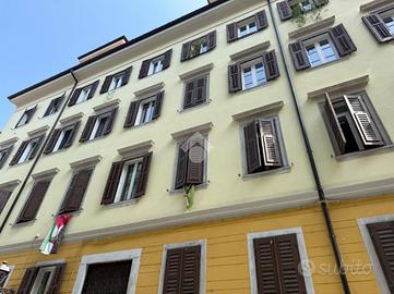 2 LOCALI A TRIESTE