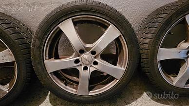 4 Cerchi in lega 7Jx17 5x110 E35 completi di pneum