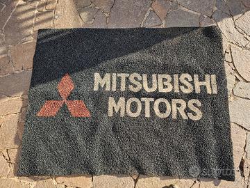 Tappeto da officina Mitsubishi