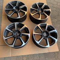 Cerchi originali 20" Audi TT RS 8S0601025
