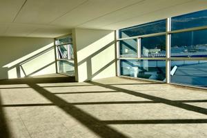 Moderno ufficio con cinque stanze e terrazzo