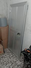 Porta in alluminio completa di telaio e serratura