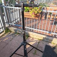 cavalletto per riparazione biciclette