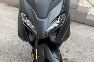 Tmax 560