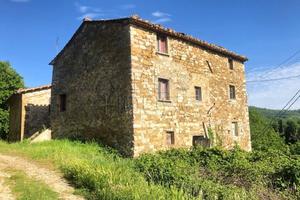 Appartamento di 300 m² con 5 locali a Umbertide