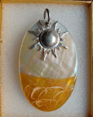 Ciondolo del Sole in argento.