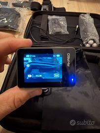 AKASO action cam con accessori
