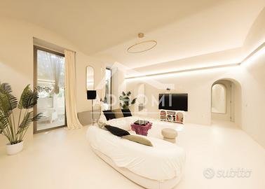 Prestigioso appartamento di design con giardino