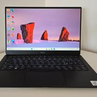 Dell XPS 13 7390..i7-10710..Ram 8..SSD 256 Batteri