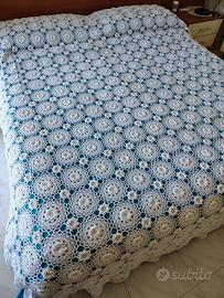 copriletto matrimoniale fatto a mano all'unci