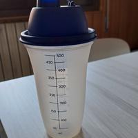 contenitore tupperware graduato