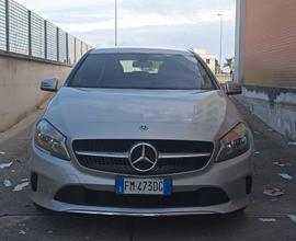 MERCEDES CLASSE A 180CDI 110cv 10/2017 KM 113 NAV/