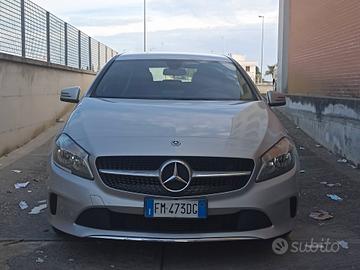 MERCEDES CLASSE A 180CDI 110cv 10/2017 KM 113 NAV/