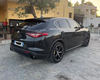 Alfa Romeo Stelvio 2.2 Turbodiesel 190 CV AT8 Q4 S
