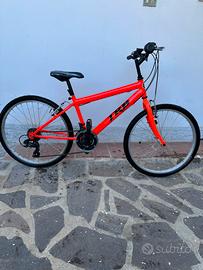 Mountain Bike TRB 24" – Arancio Fluo – Come Nuova