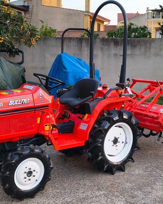 Trattore Kubota Bulltra 