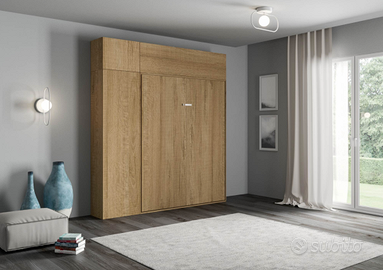 Letto a scomparsa matrimoniale completo.