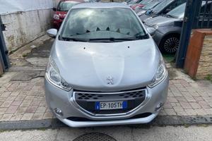 Peugeot 208 1.4 HDi 68 CV 5 porte Allure automatic