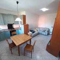 2 camere letto con piccolo giardino e terrazzino