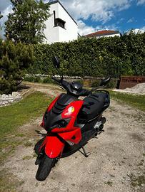 Peugeot Speedfight 4     2 tempi. 2017