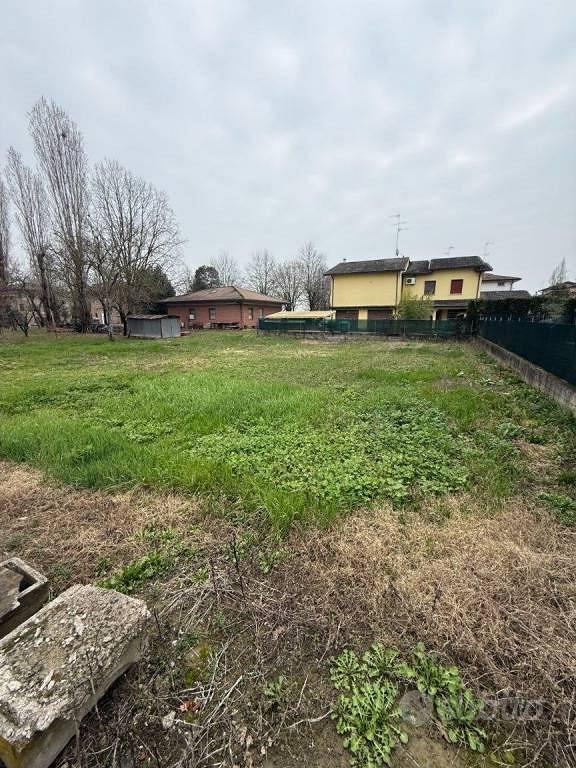 Terreno di 574 m² a Bomporto - Vista 2