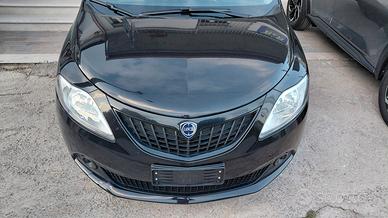 Lancia Ypsilon 1.0 FireFly 5 porte S&S Hybrid Silv