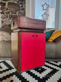 Mobiletto bar sagomato su rotelle, anni '50