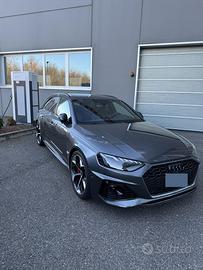 Audi RS4 Competition Plus