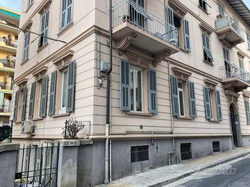 Appartamento di 100 m² con più di 5 locali a Sanre