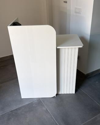 desk reception