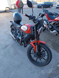 Ducati Scrambler 800 TAGLIANDATA