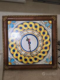 Orologio in ceramica di Caltagirone 
