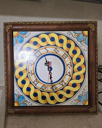Orologio in ceramica di Caltagirone 