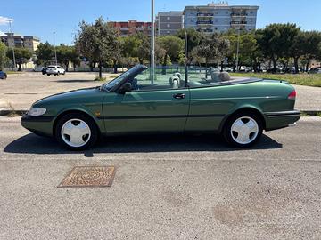 Saab 900 cabrio in rarissima colorazione forest gr