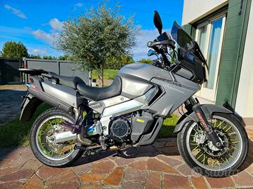 Aprilia Caponord. 1000