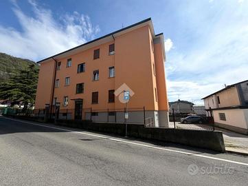 3 LOCALI A CALOLZIOCORTE