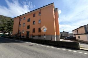 3 LOCALI A CALOLZIOCORTE