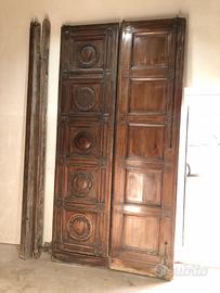 Portone d'ingresso del '700 in legno massello