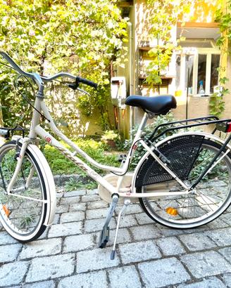 Bicicletta donna Atala. Prezzo trattabile