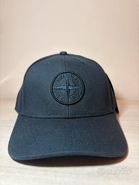 Cappello stone island
