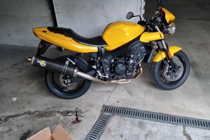 Triumph speed four FMI