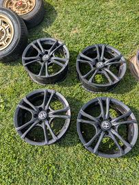 Cerchi lega alfa 159  ottimi mozzo 5x110