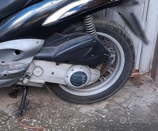 Motore piaggio 200