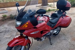 Honda Deauville 650