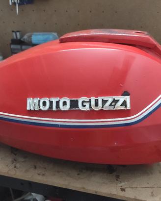 Serbatoio moto guzzi v65 sp  monta anche v35 , v50